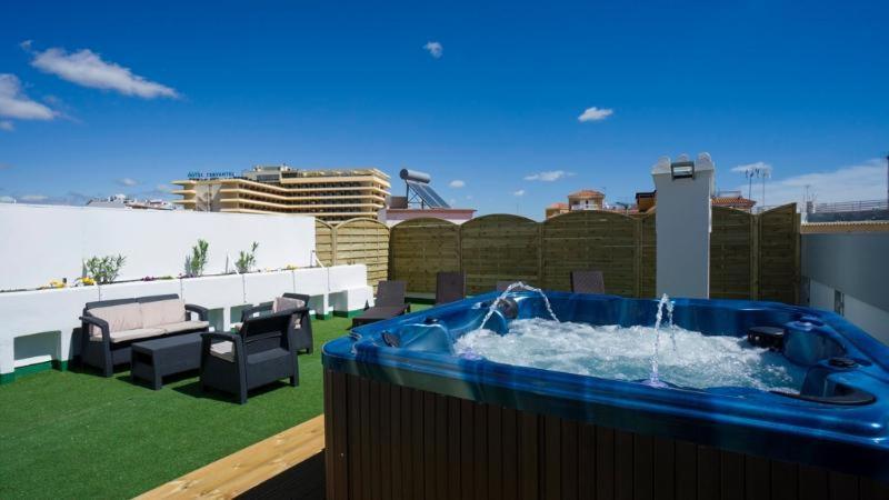 Hotel El Pozo Торремолінос Номер фото
